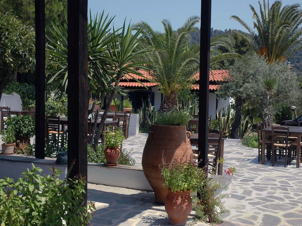 Skites Hotel Bungalows Ouranoupoli Ngoại thất bức ảnh